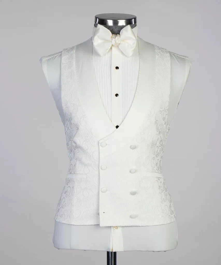 46R - Cream Tux - FS