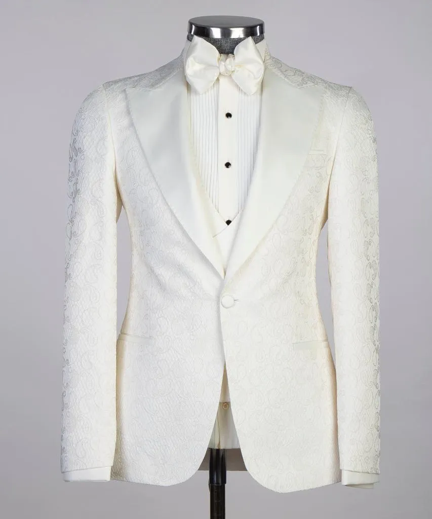 46R - Cream Tux - FS