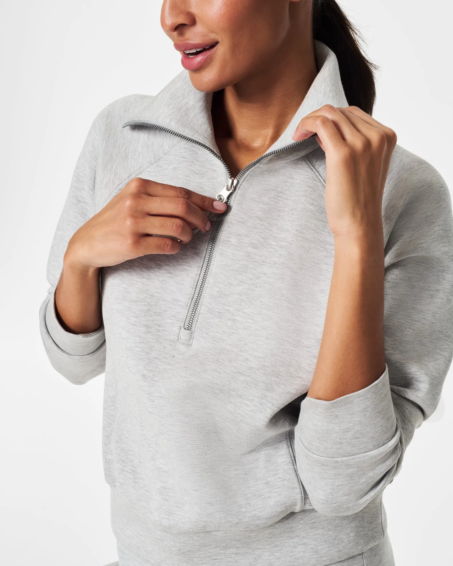 AIRESSENTIALS HALF ZIP