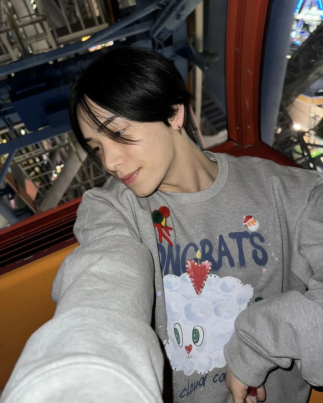 [CLOUD CAKE] Fashion unisex party style sweatshirts hot sale limited editon