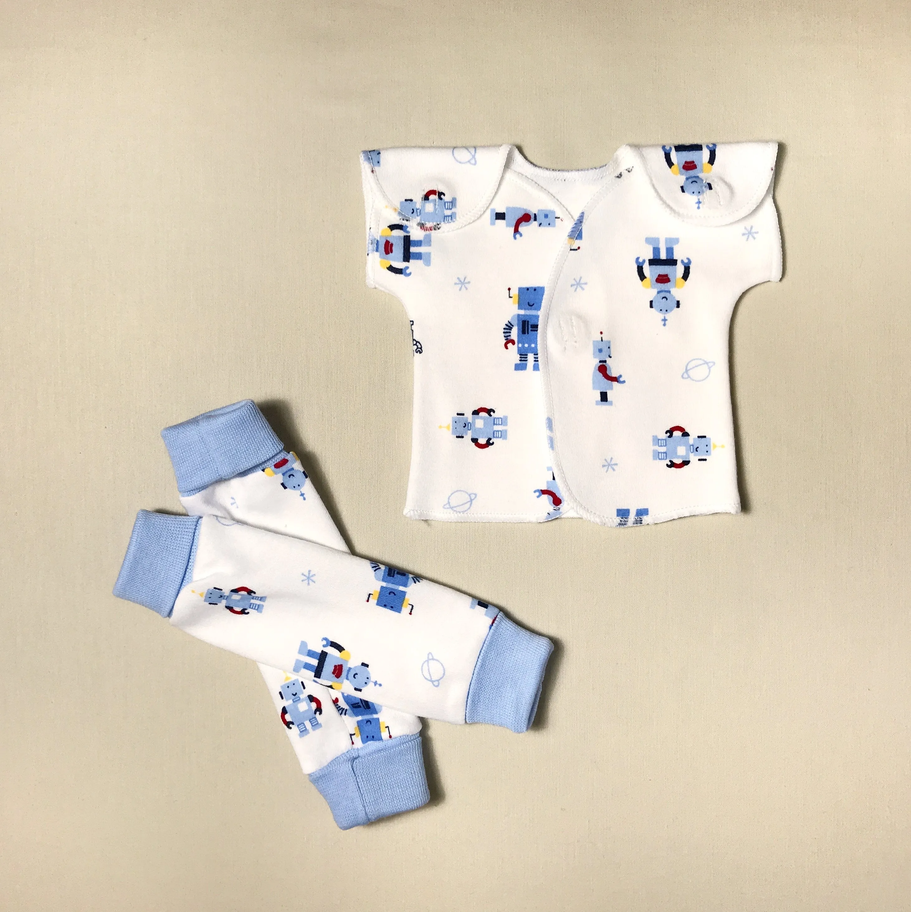 NICU Friendly Leg Warmers Robots